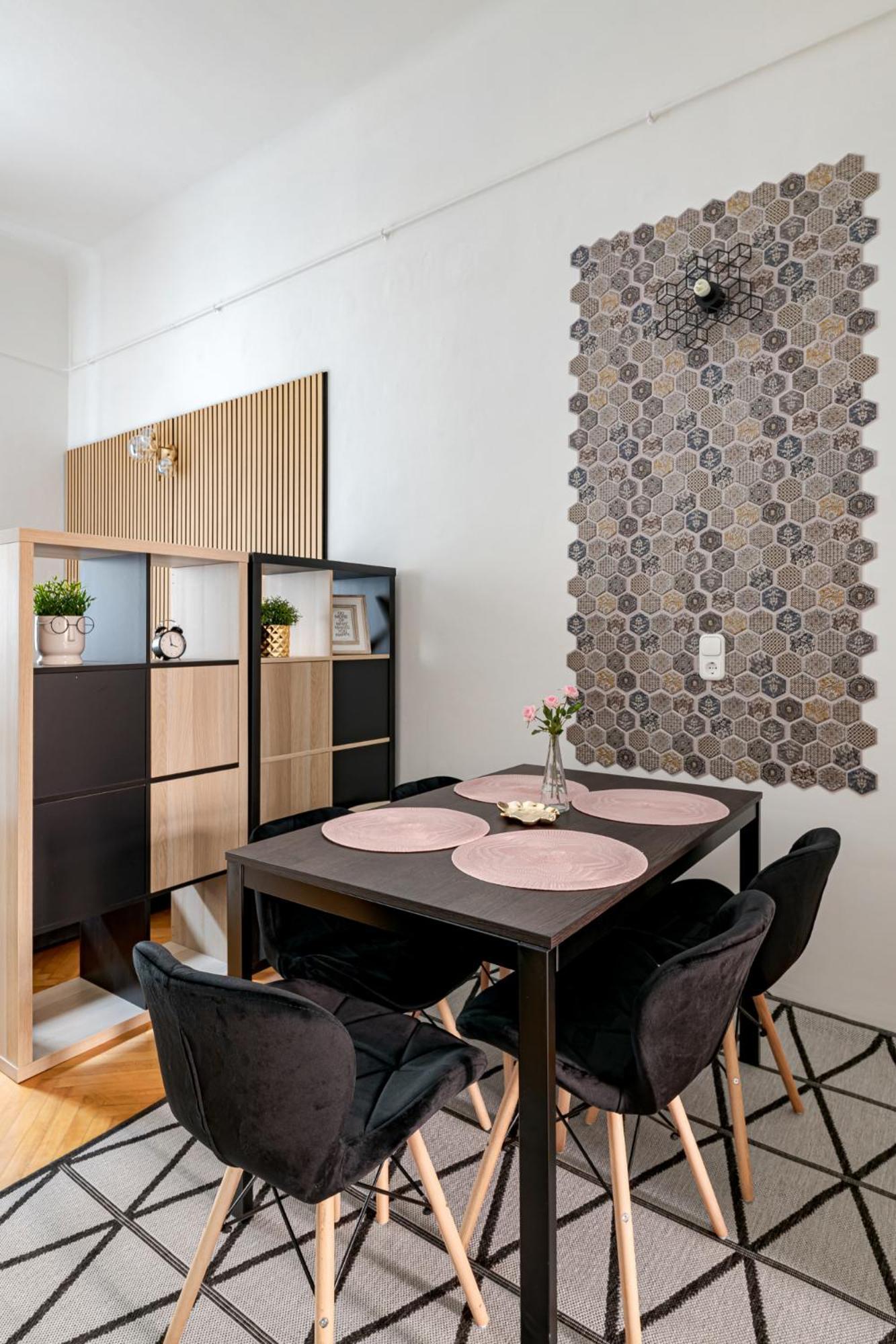 Raday Stylish Flat In The Heart Of Apartament Budapeszt